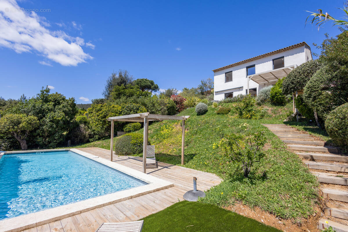 Maison à LA CROIX-VALMER