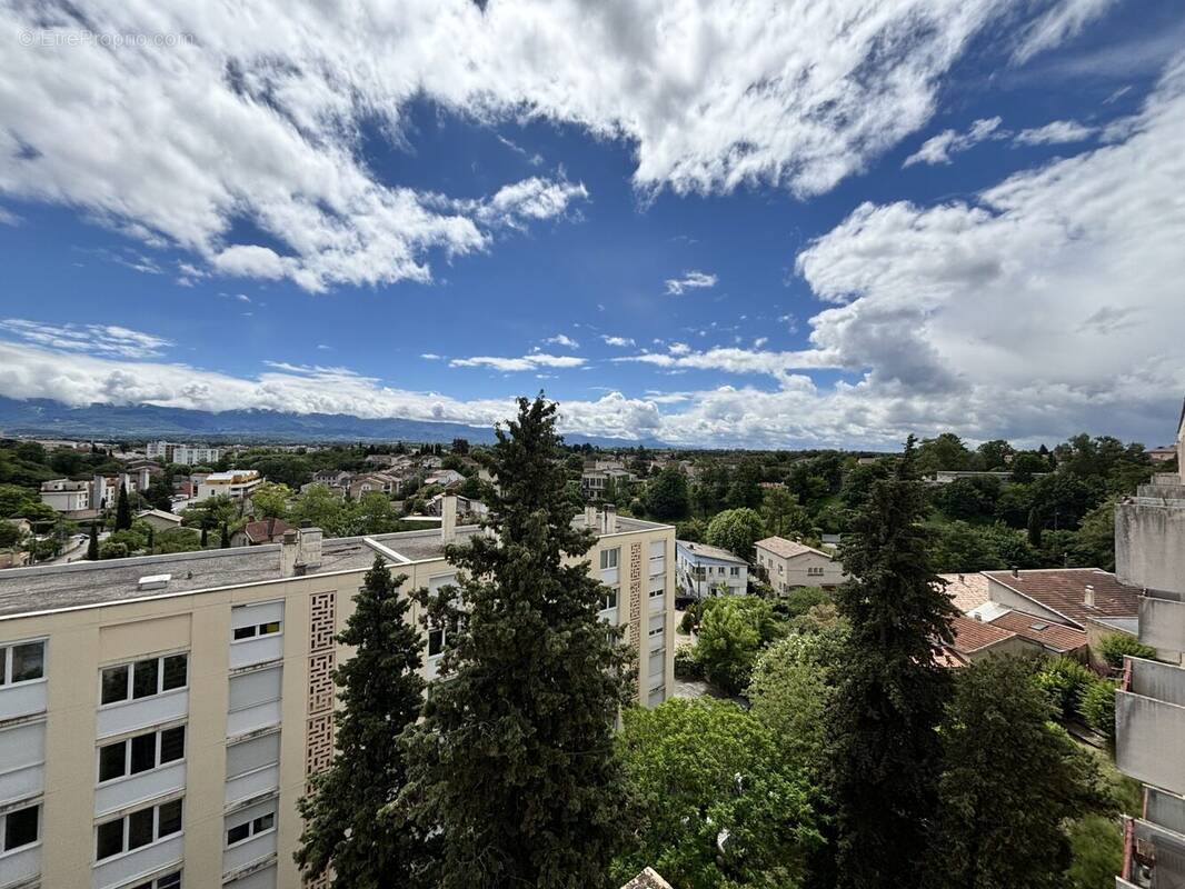 Appartement à ROMANS-SUR-ISERE
