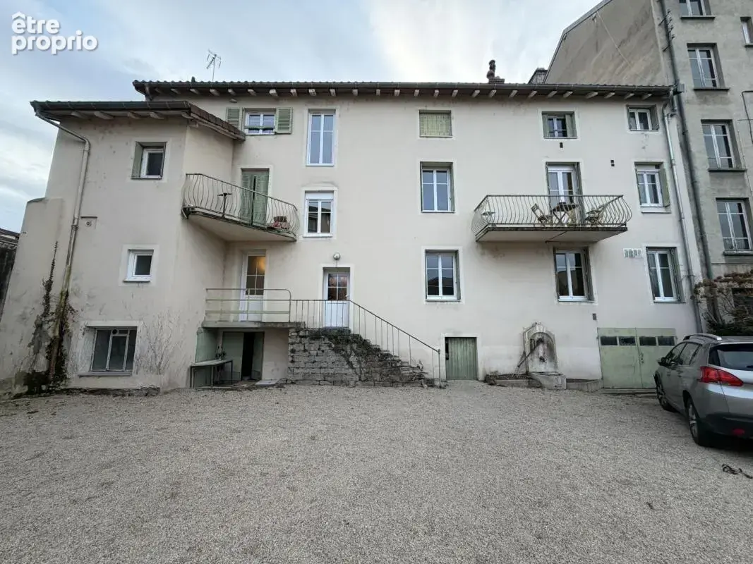 Appartement à BOURG-EN-BRESSE