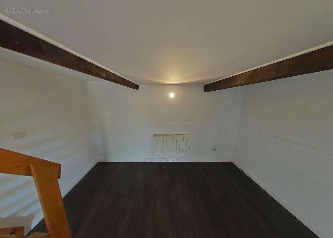 Appartement à SAINT-GERMAIN-AU-MONT-D&#039;OR