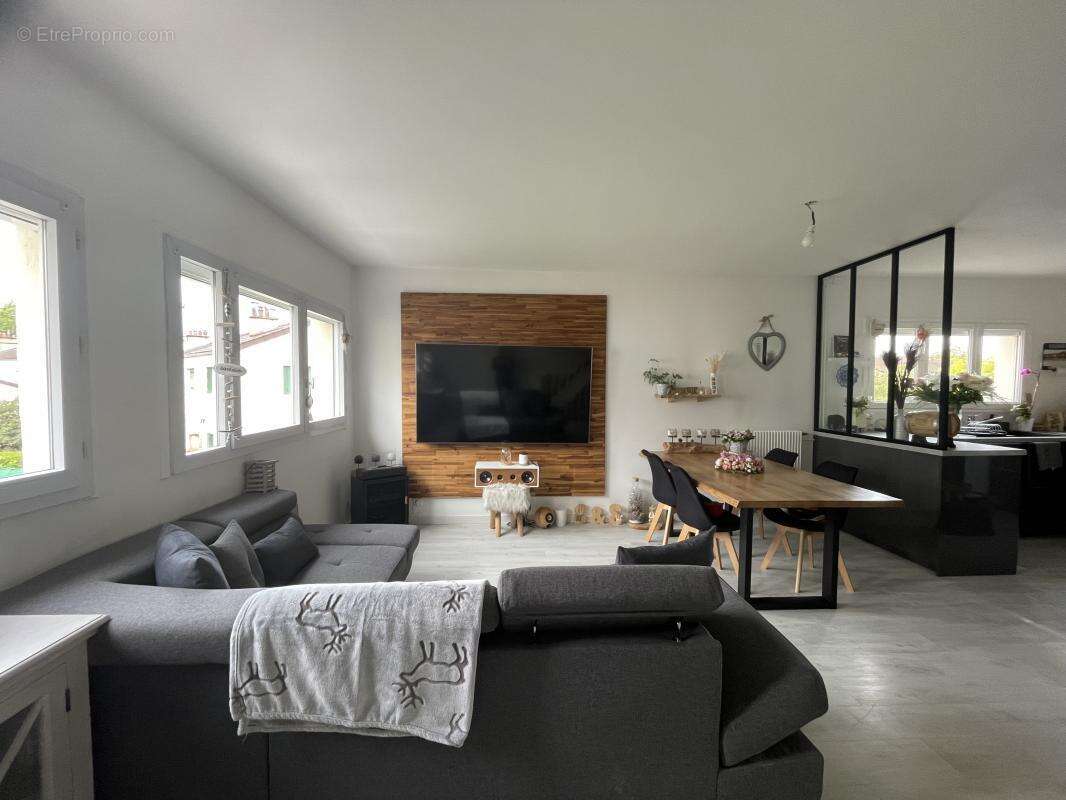 Maison à VILLEPREUX