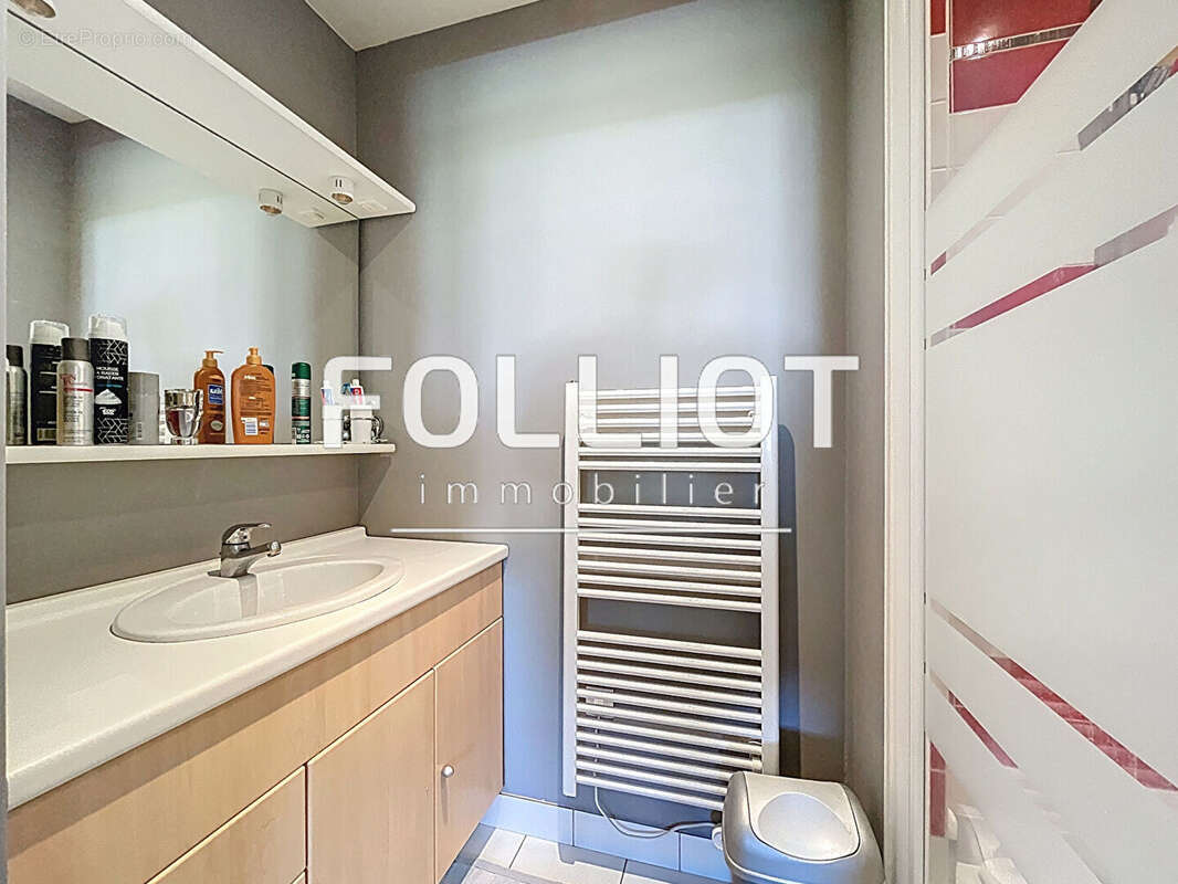 Maison à SAINT-PLANCHERS