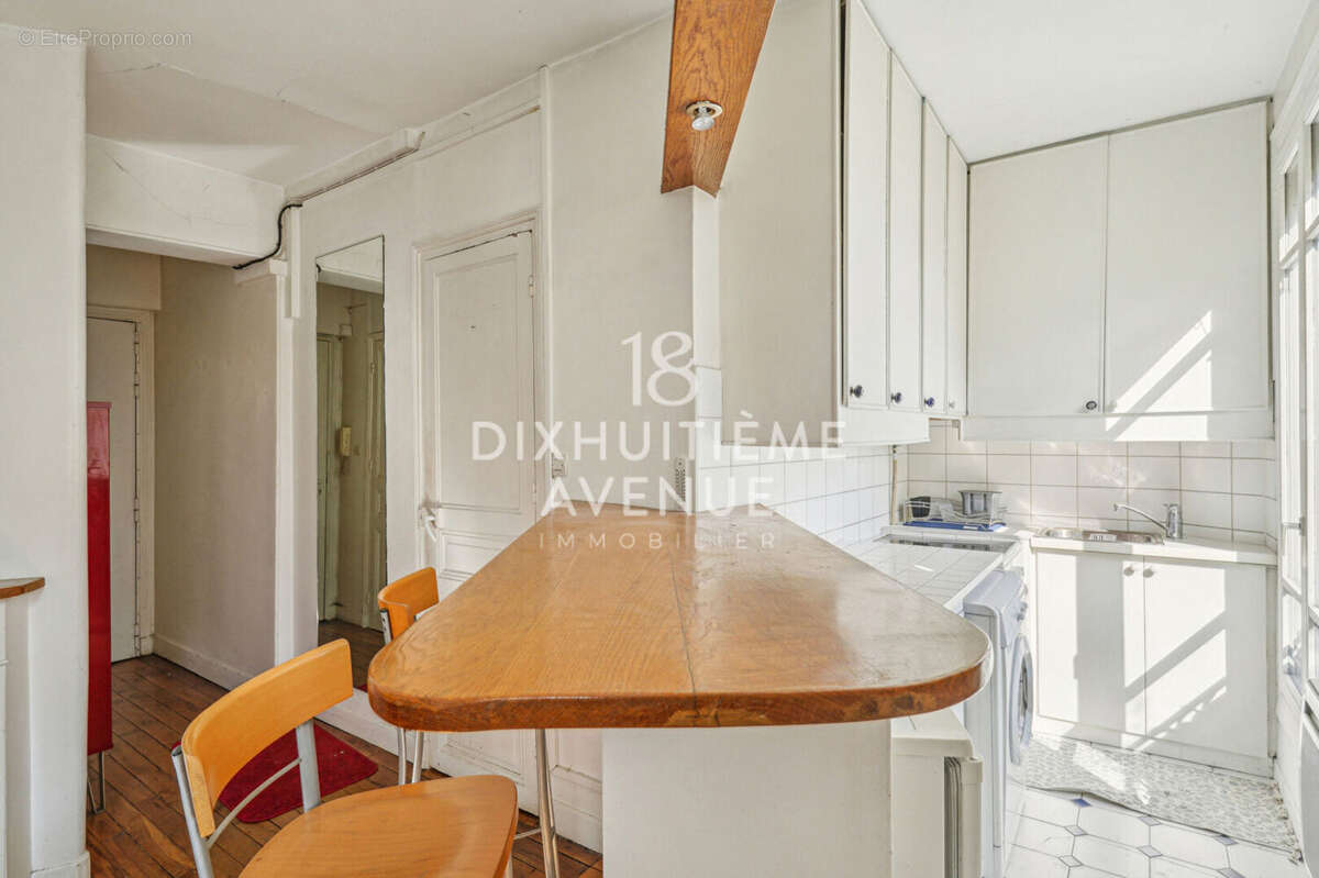Appartement à PARIS-18E
