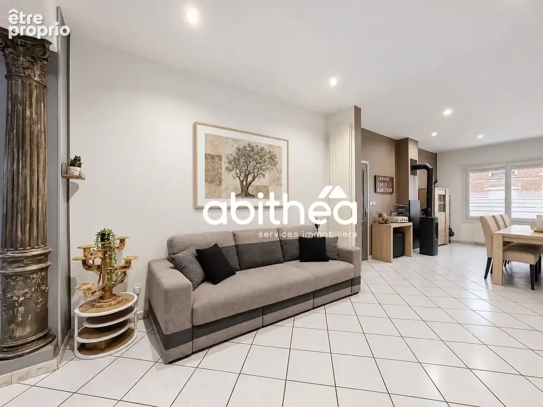 Une maison familiale aux volumes généreux et aux nombreux atouts - photo 3