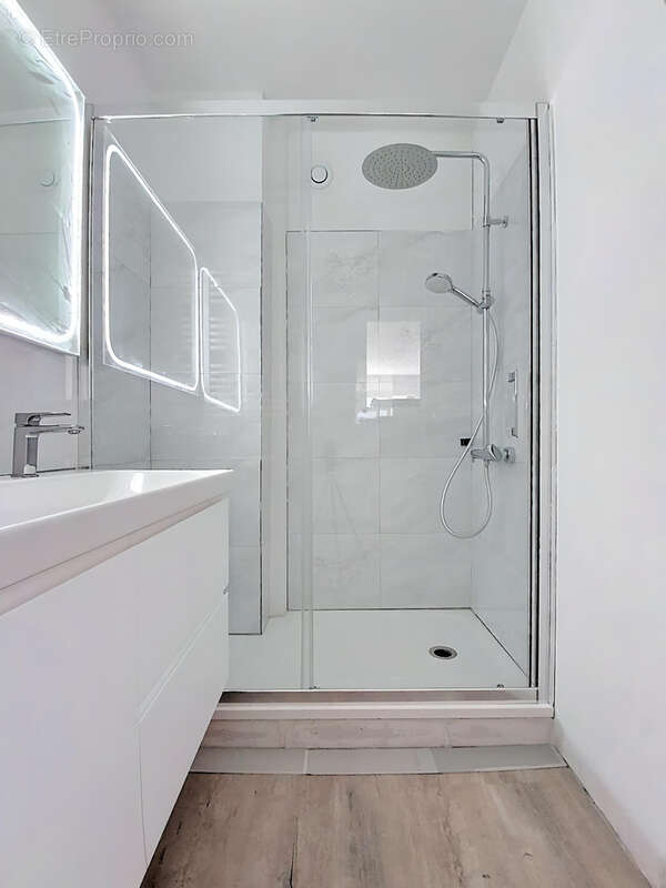 Appartement à MARSEILLE-12E