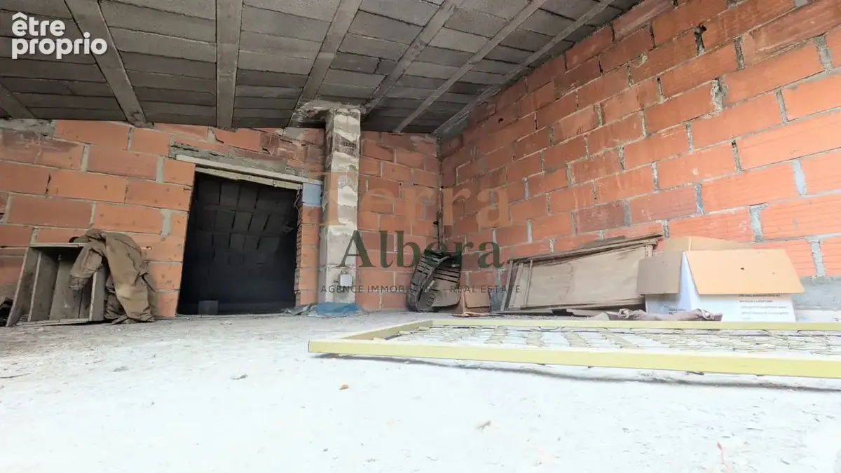 Maison de village traversante au beau potentiel de valorisation - photo 13