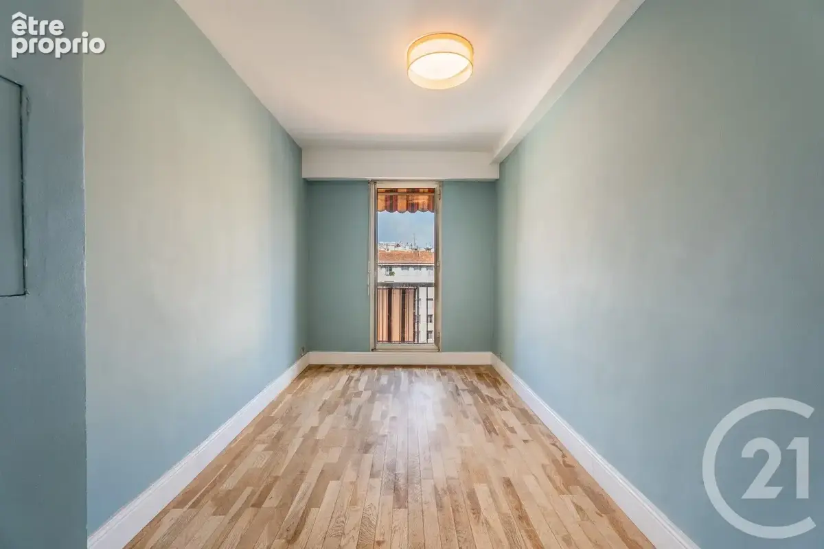 Appartement 3 pièces 70 m² à vendre à Nice (06300) - photo 8