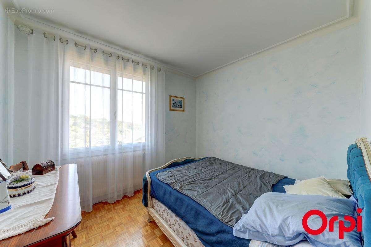 Maison familiale de 158 m² avec une belle vue dégagée - photo 12