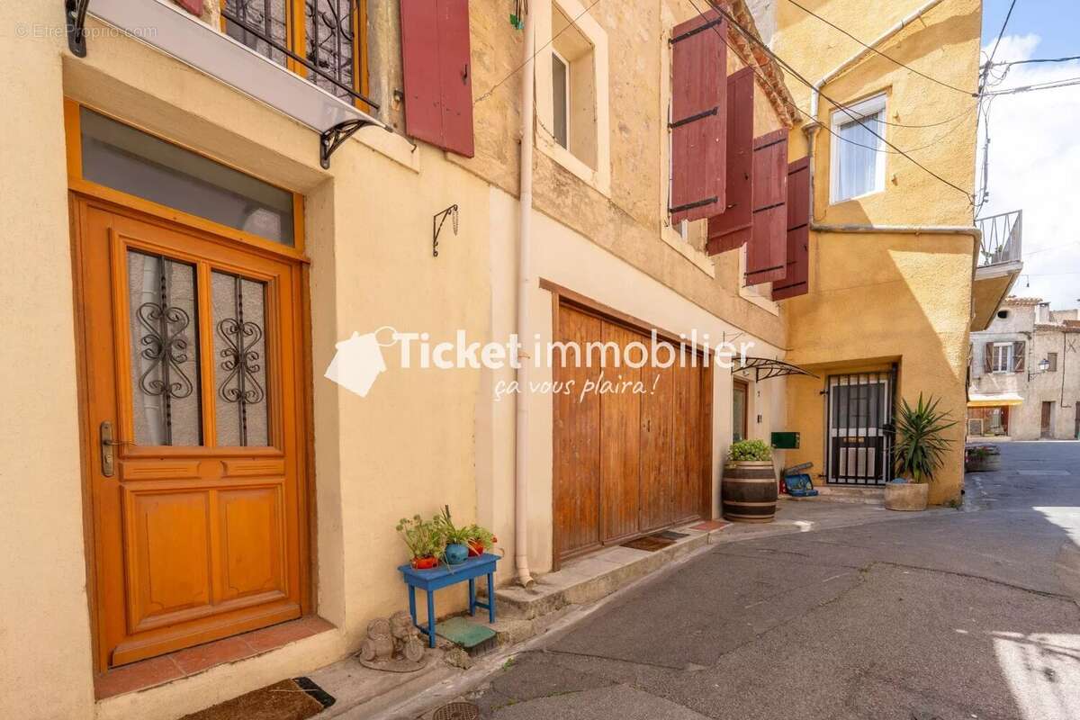 Maison à BIZE-MINERVOIS