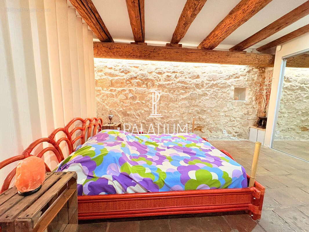 Appartement à MARSEILLE-7E