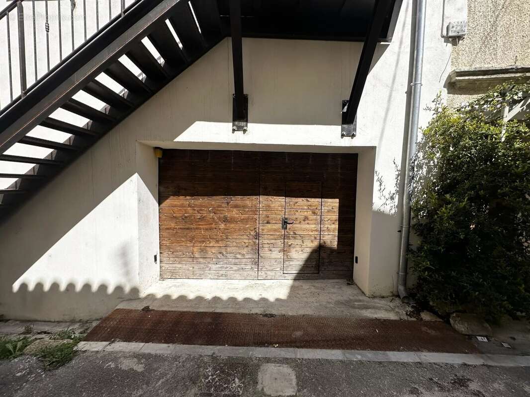 Appartement à MONTBAZIN