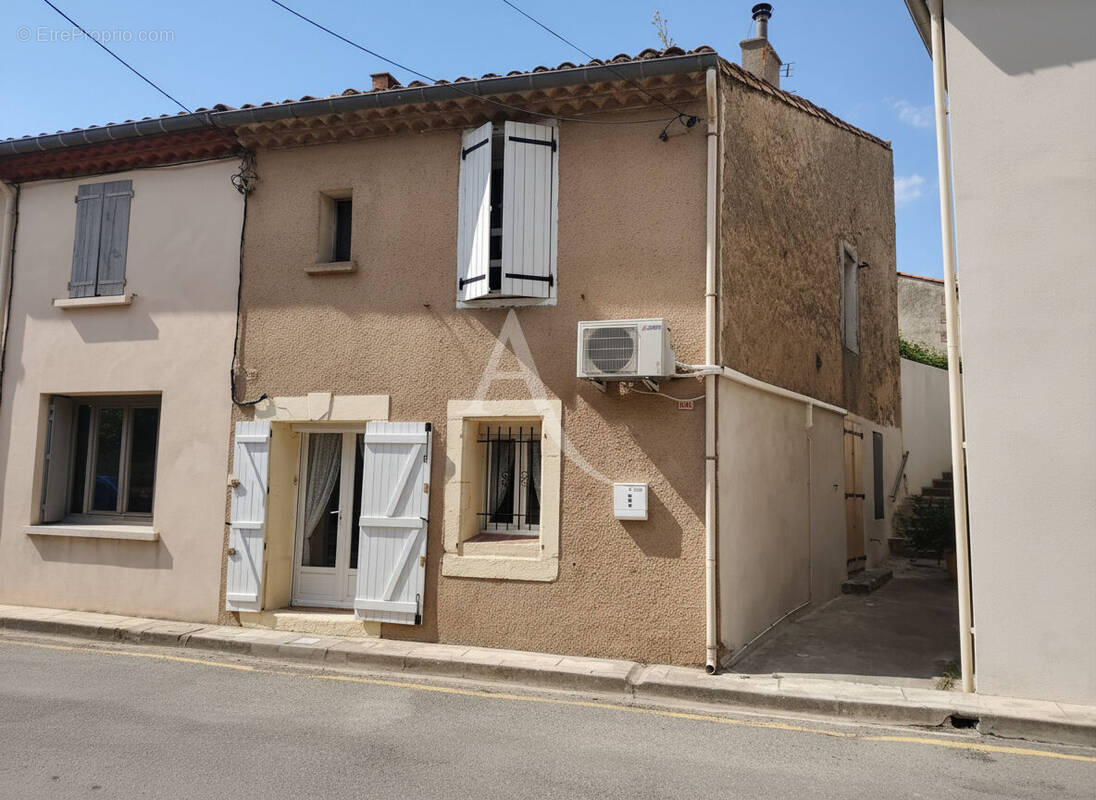 Maison à MOUX