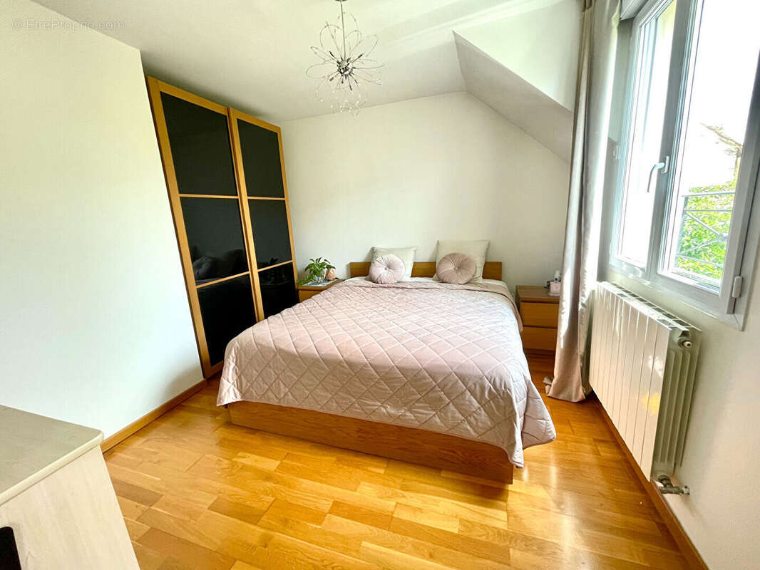 Maison à BEZONS