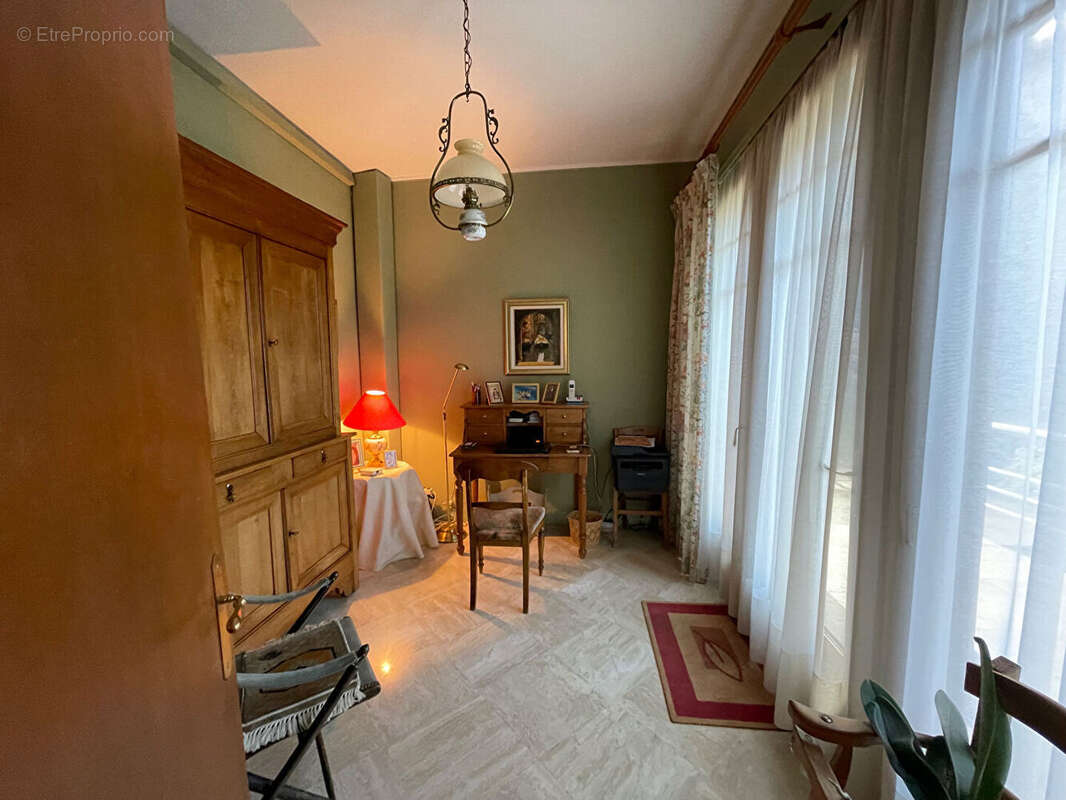Maison bourgeoise  8 pièce(s) 173 m2 - photo 14