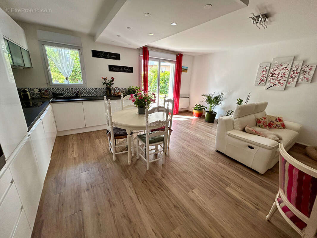 Appartement à POISSY