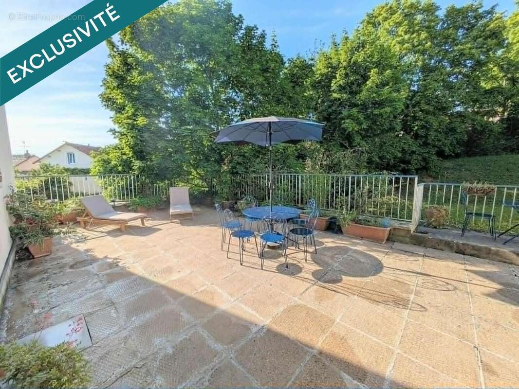 Photo 4 - Appartement à LONS-LE-SAUNIER
