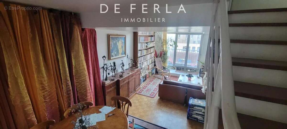Appartement à PARIS-15E