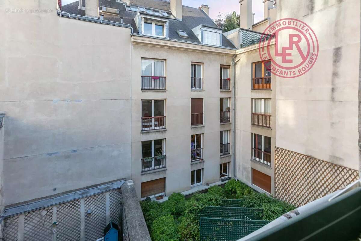Appartement à PARIS-3E