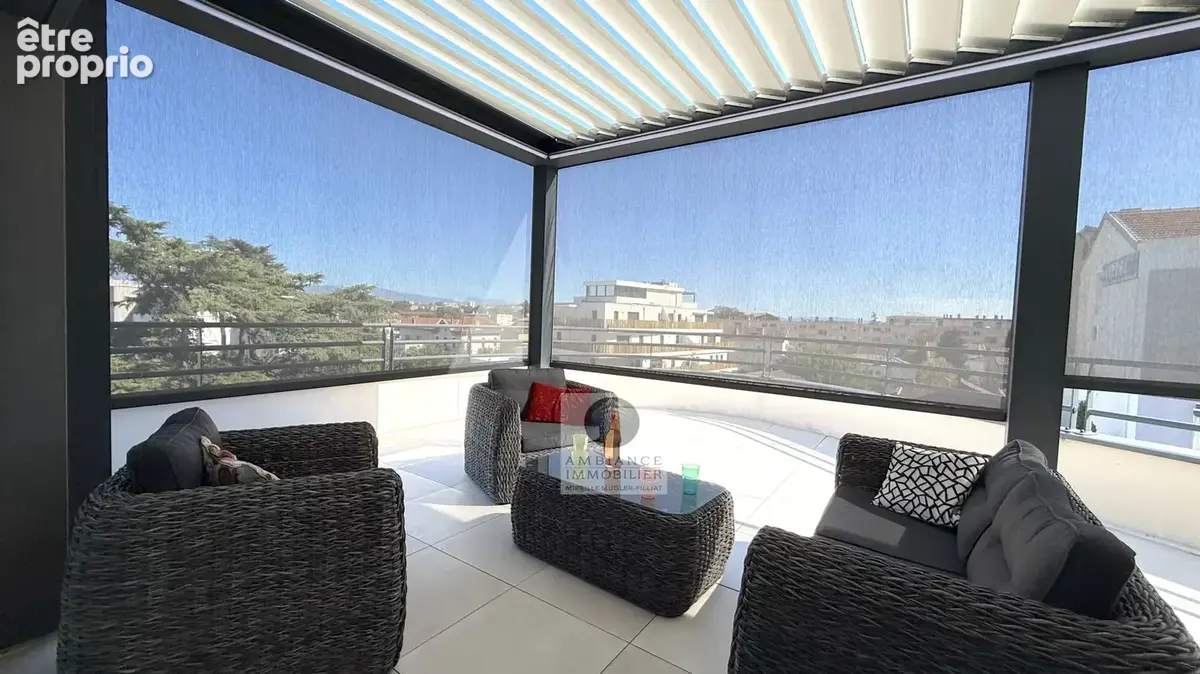 Appartement au dernier étage, entre lumière et terrasse - photo 28