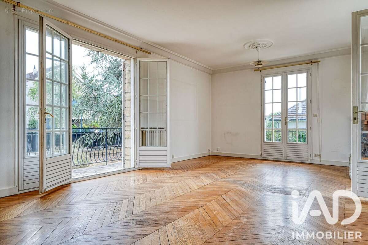 Maison 217 m² à Croissy-Sur-Seine  - photo 8