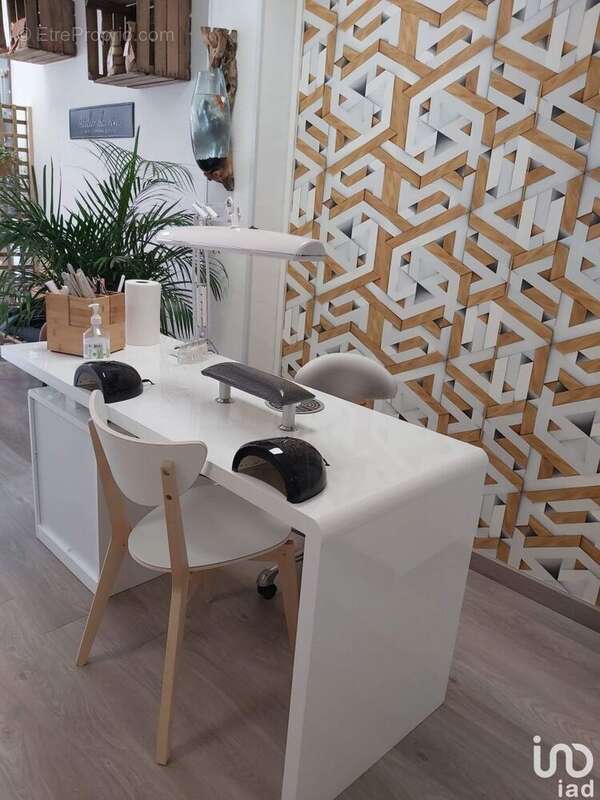 Photo 9 - Commerce à NEUFCHATEL-EN-BRAY