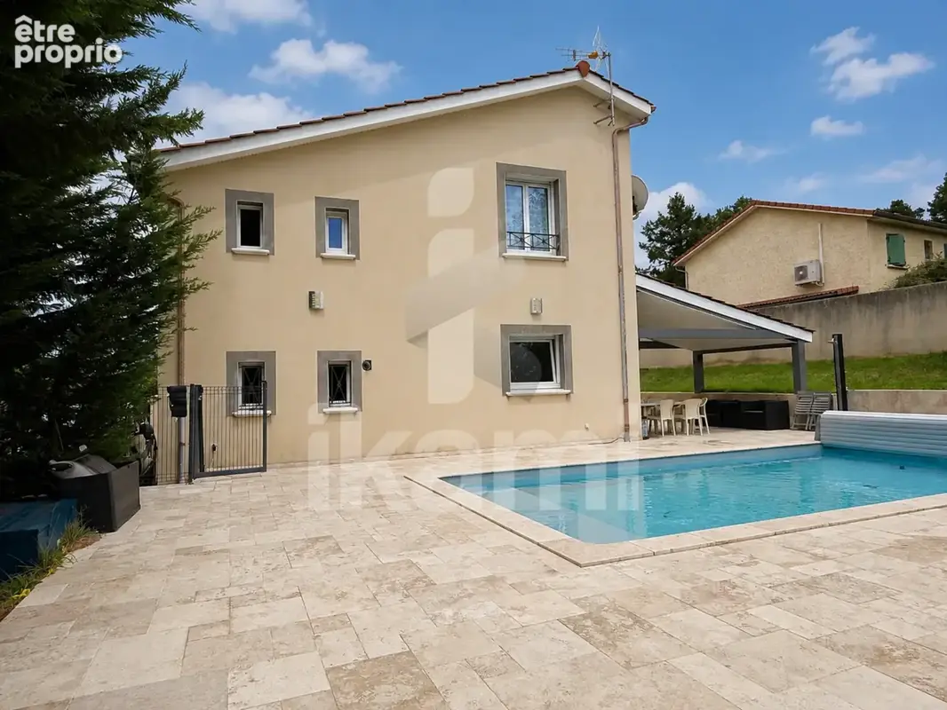Maison 6 pièces 201 m² · à Givors · 200,7 m² · 679 000 €