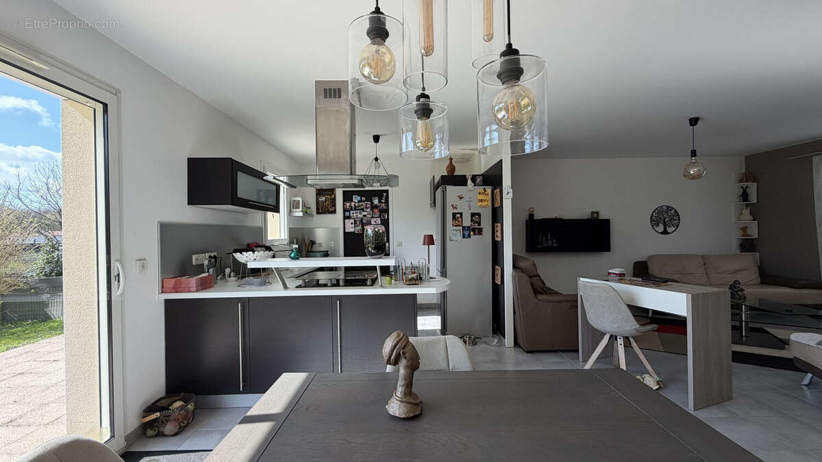 Maison à VENERAND