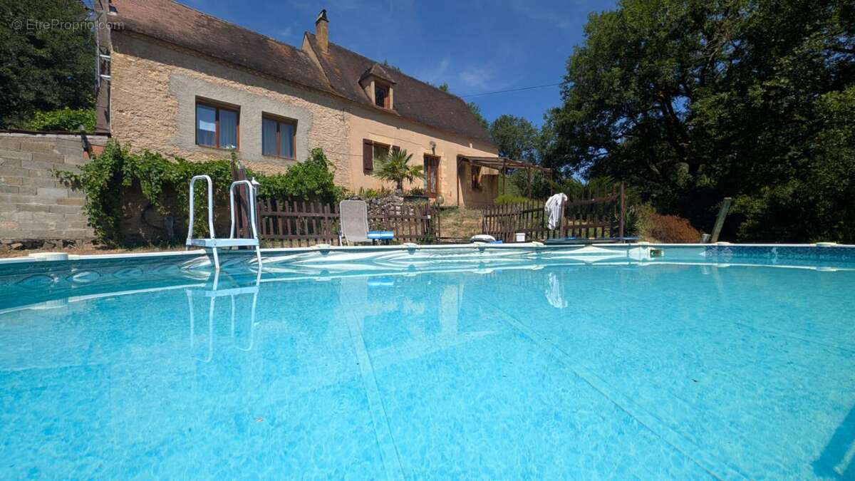 Maison en pierre proche du Bugue de 155 m2 - photo 13