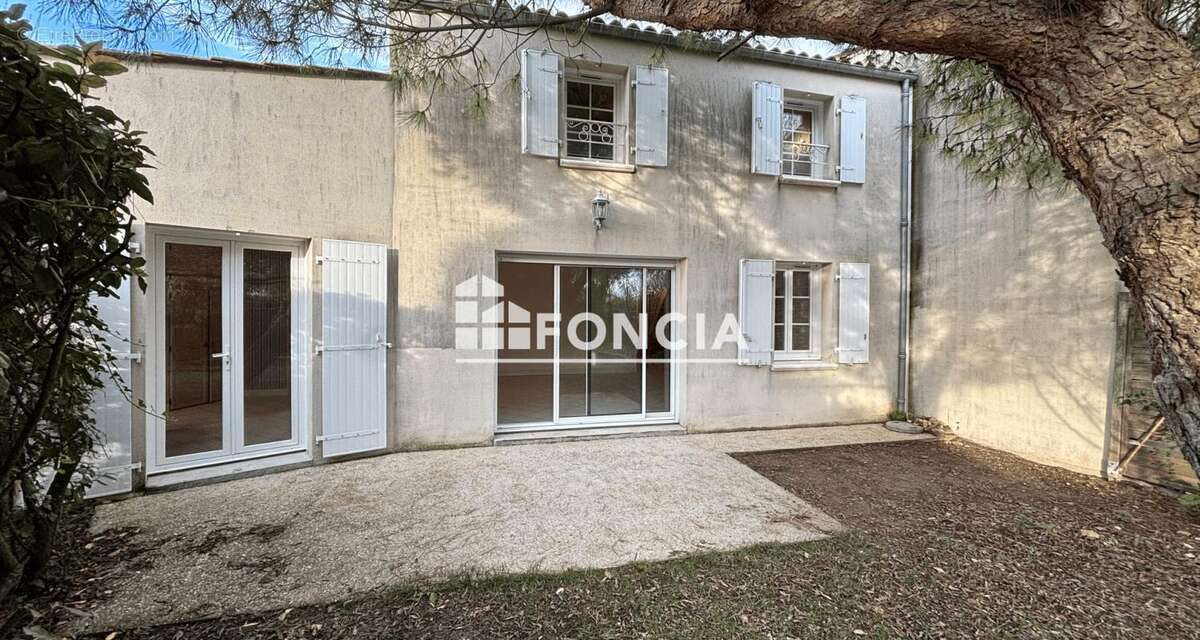 Maison à SAINT-XANDRE