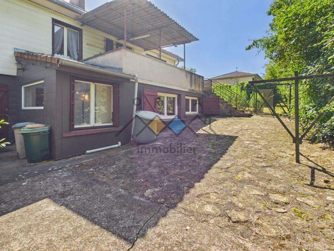 Maison 146 m² à Sainte-Ruffine  - photo 19