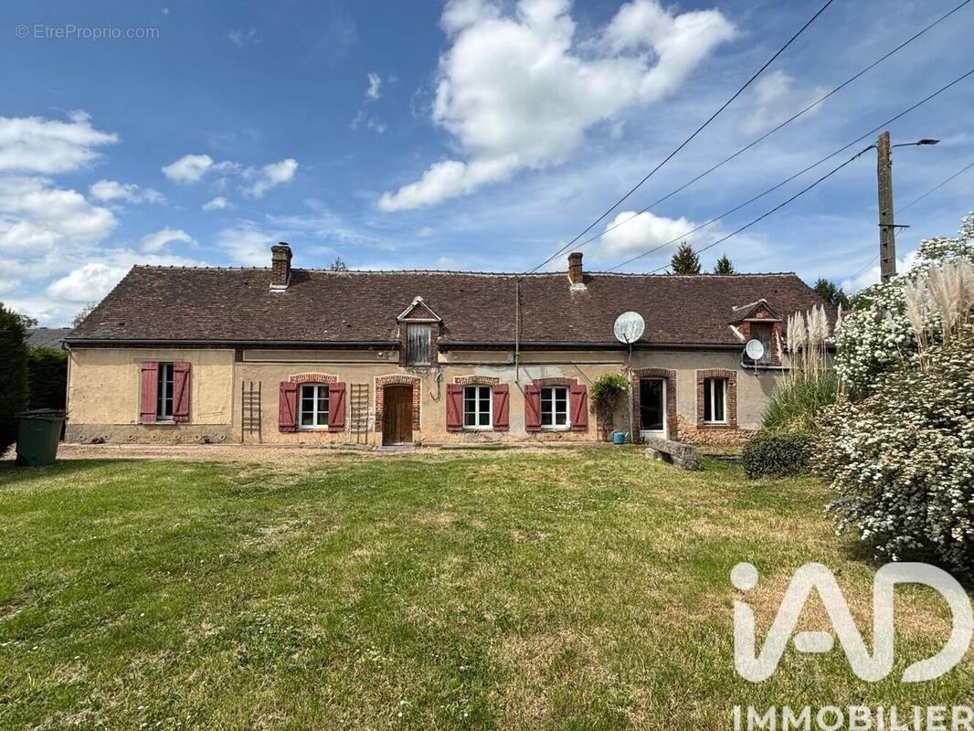 Photo 1 - Maison à AUNAY-SOUS-CRECY