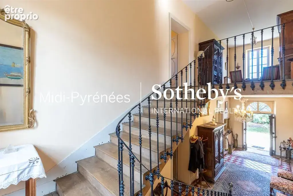 Exclusivité : Vaste magnifique maison de Maître du XIX° - photo 9