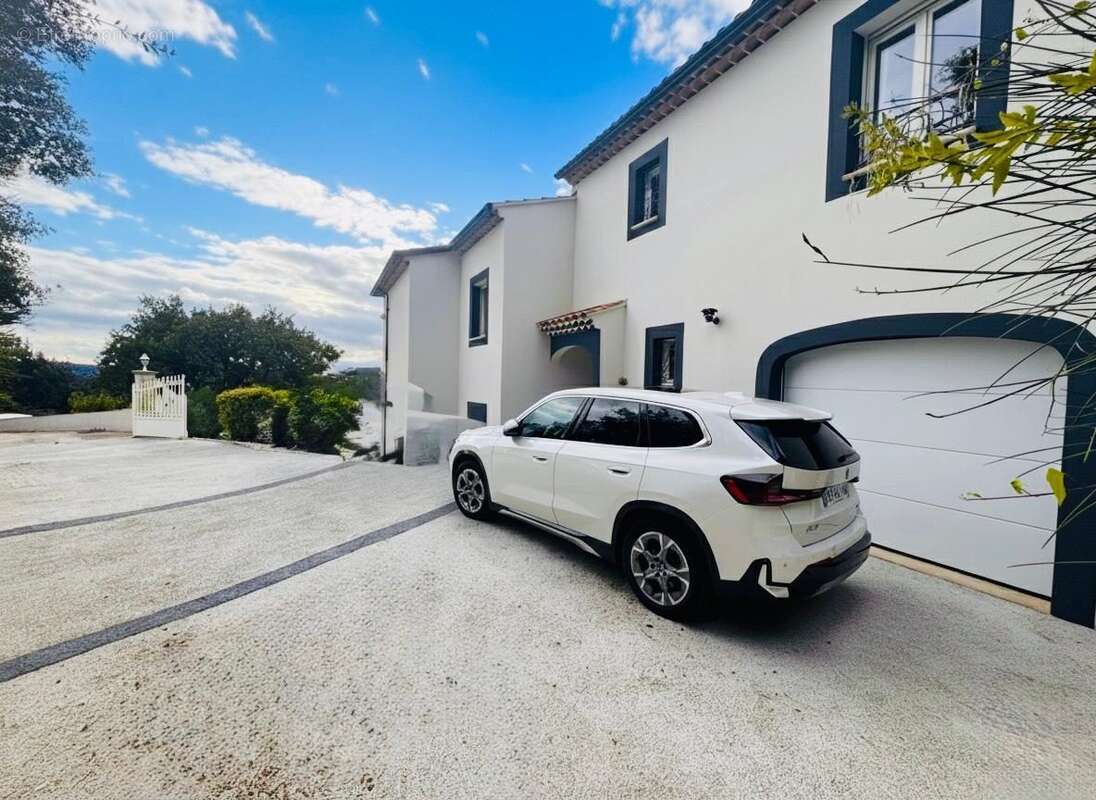 Maison à ROCHEFORT-DU-GARD