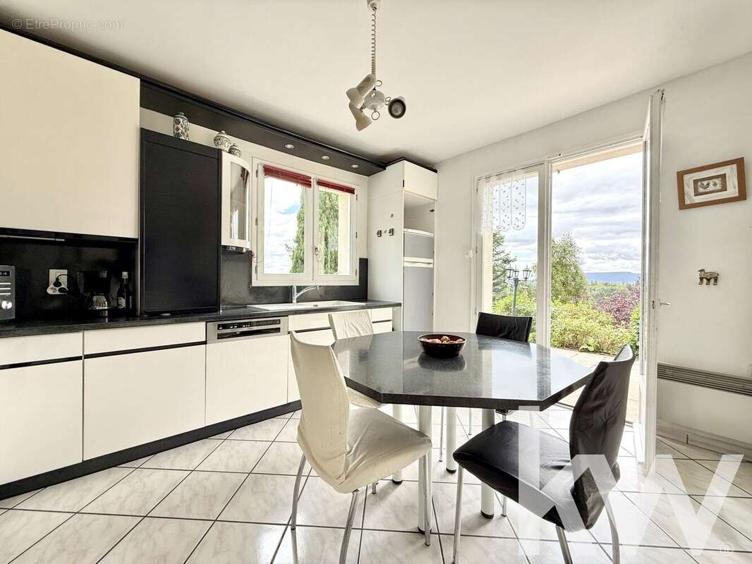 Maison à CLERMONT-FERRAND