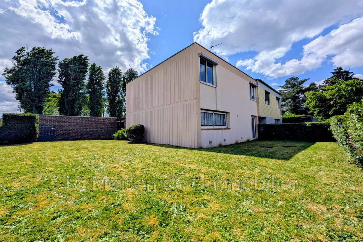 Maison à SAINT-PIERRE-LES-ELBEUF