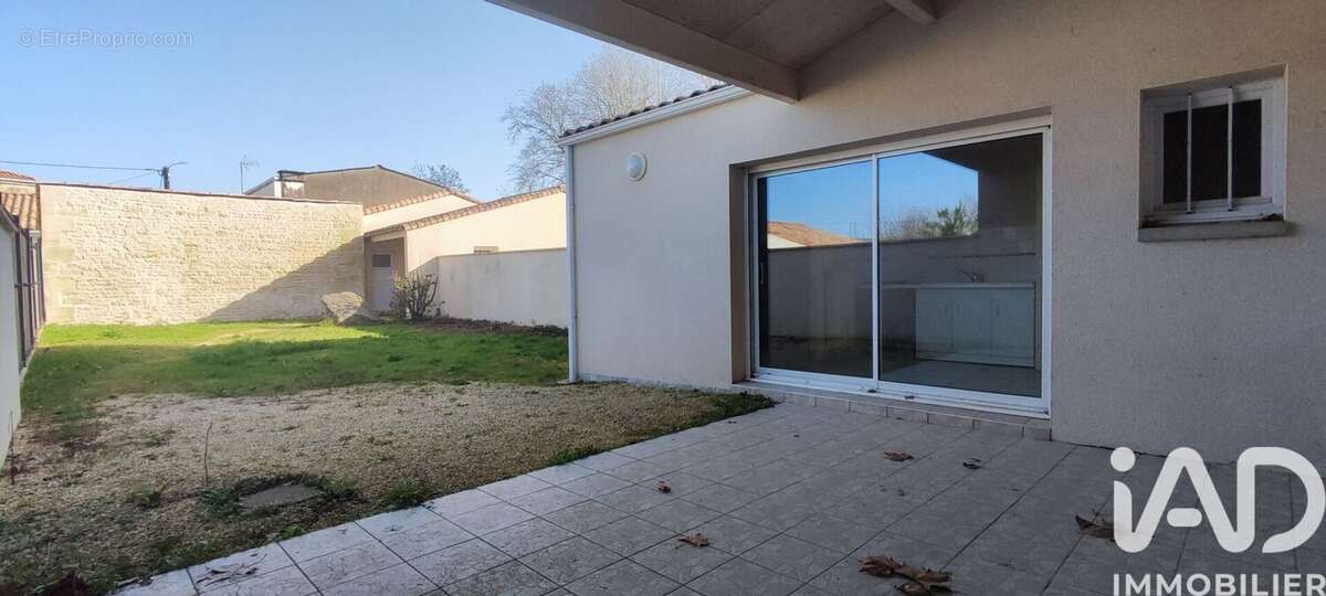 Photo 2 - Maison à LA CRECHE