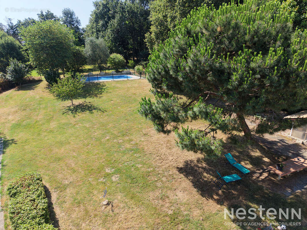A Vendre Maison en pierre rénovée avec dépendances, piscine et parc arboré sur un hectare - photo 17