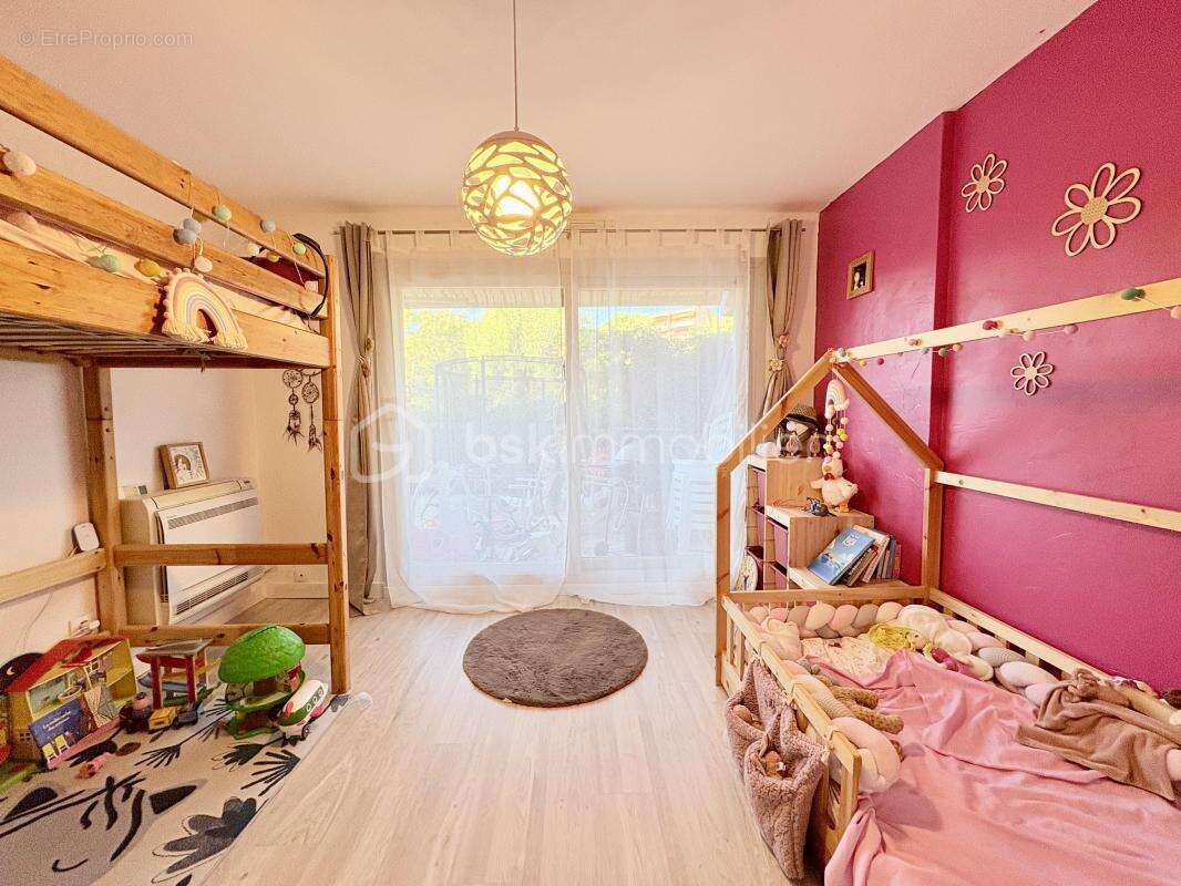 Appartement à VENCE