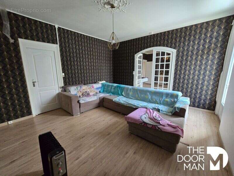 Maison à BOURBONNE-LES-BAINS