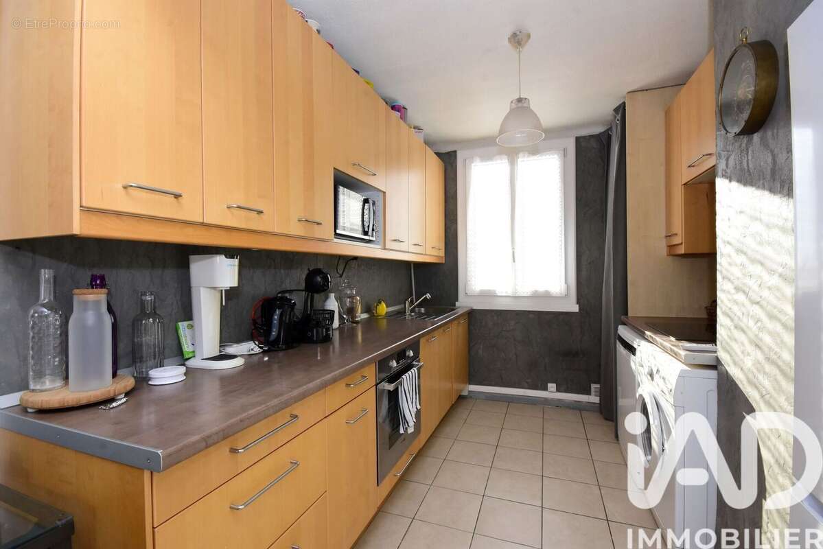 Photo 2 - Appartement à VENISSIEUX