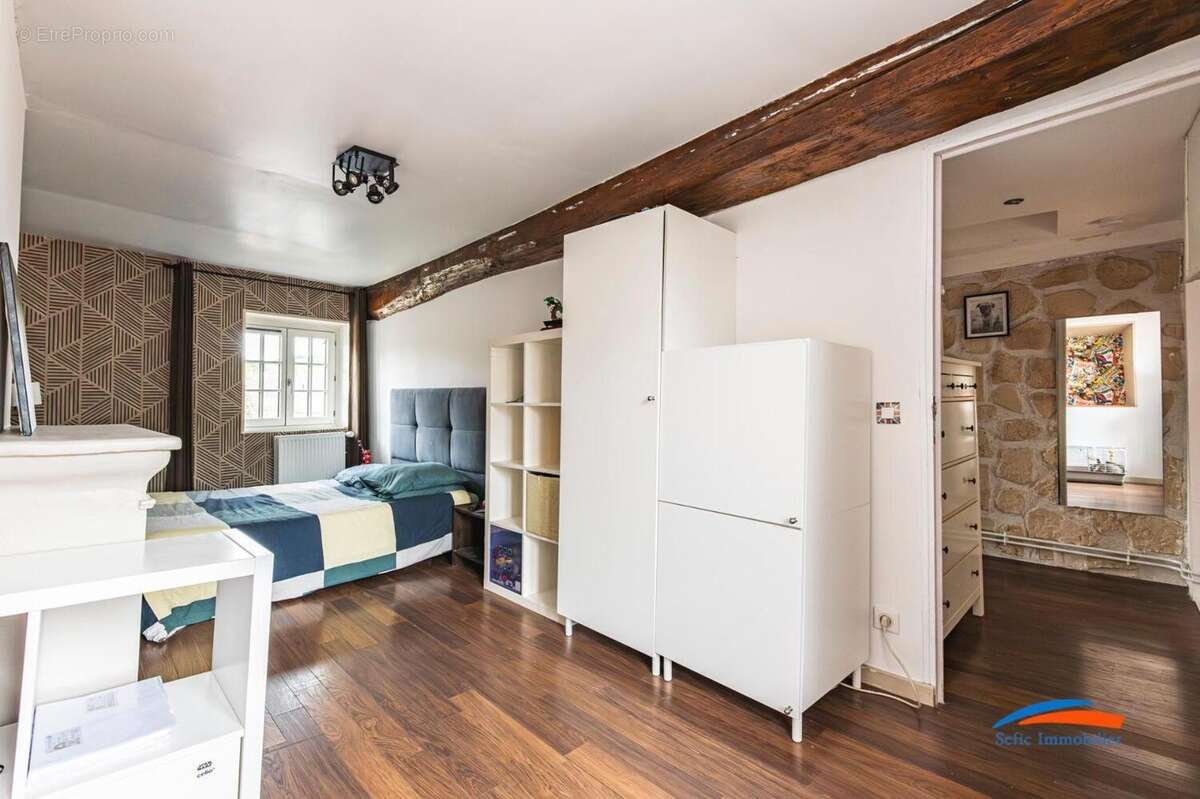   - Maison à HERMONVILLE