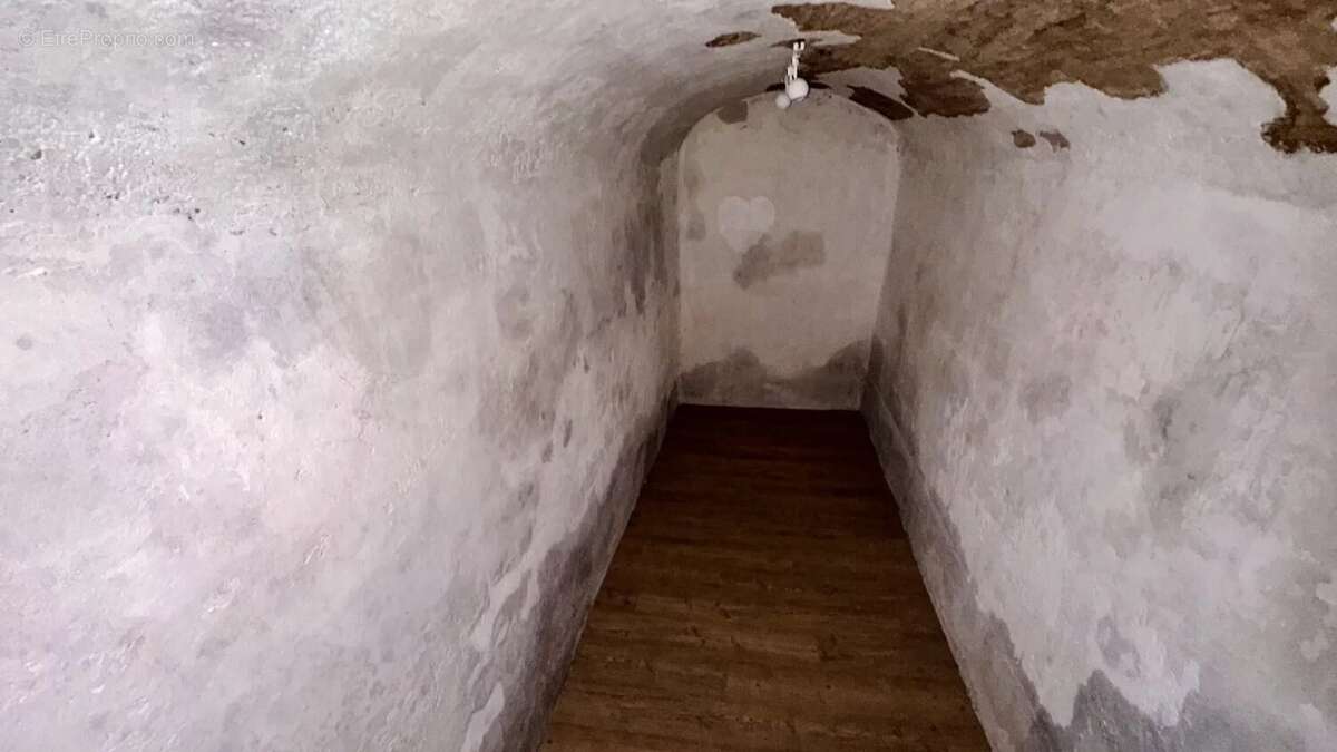 Appartement de village rénové avec caves voûtées — Haut de Cagnes - photo 23