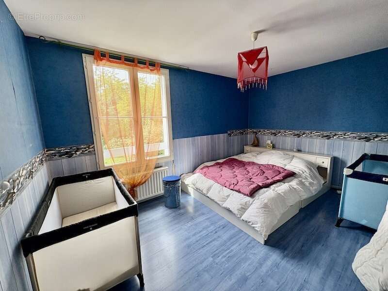 Maison à CHATEAUFORT