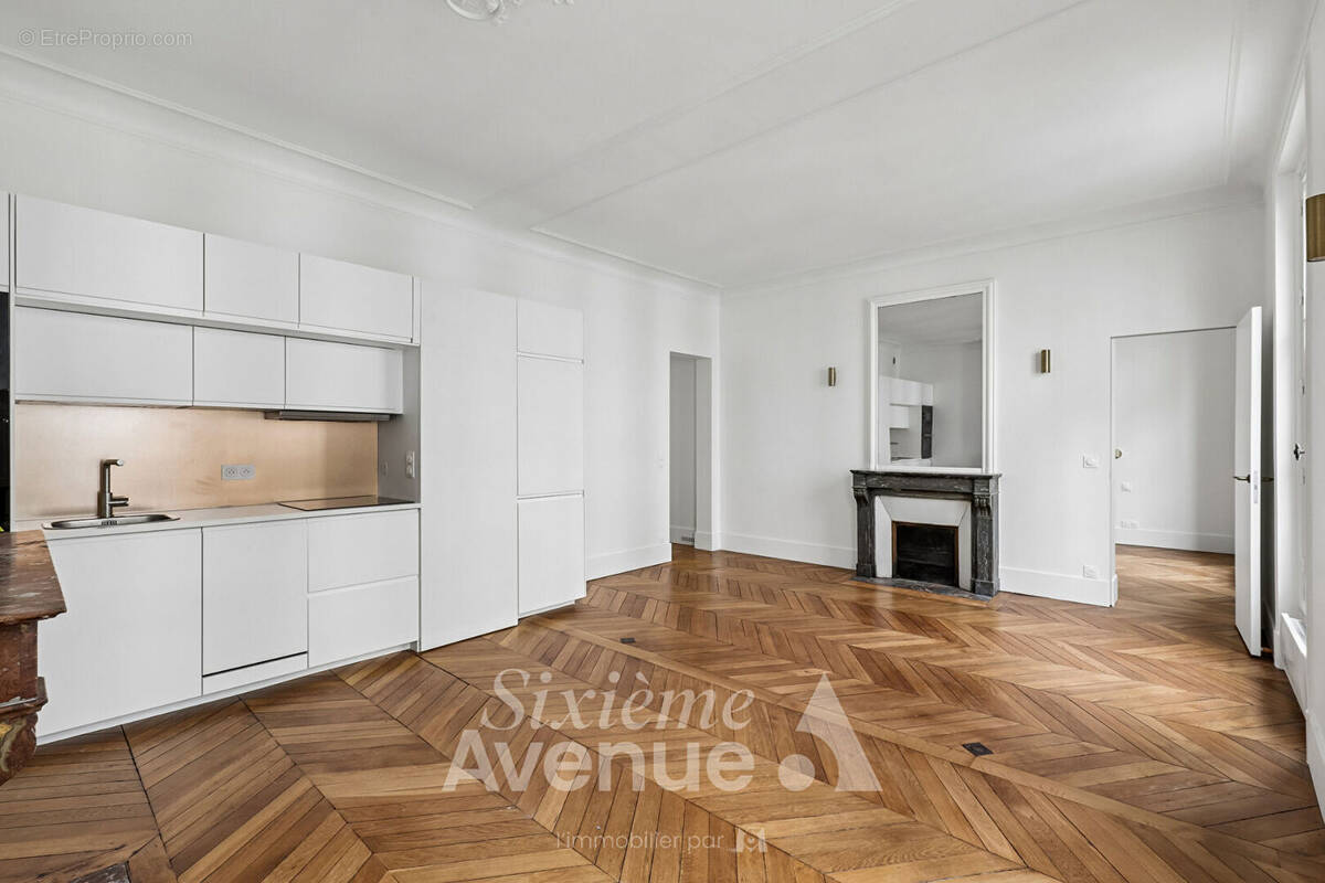Appartement à PARIS-4E