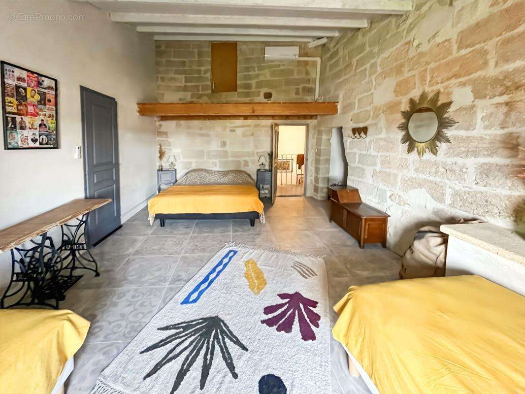 Maison à UZES