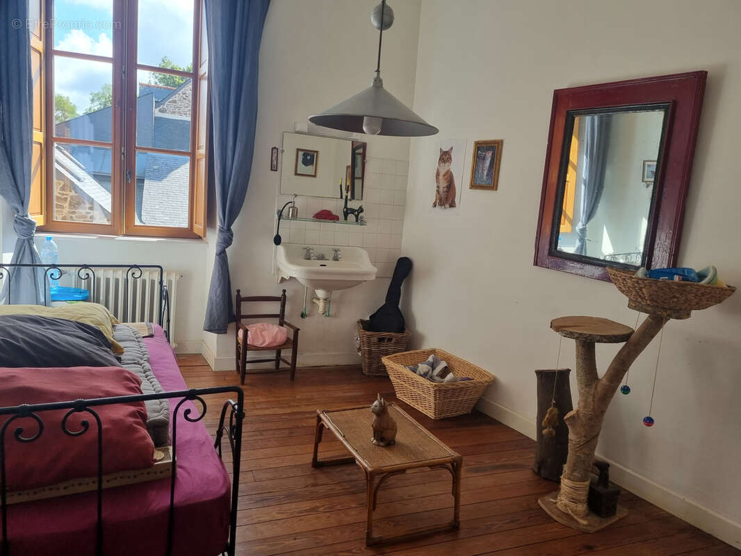 Maison à LANVOLLON