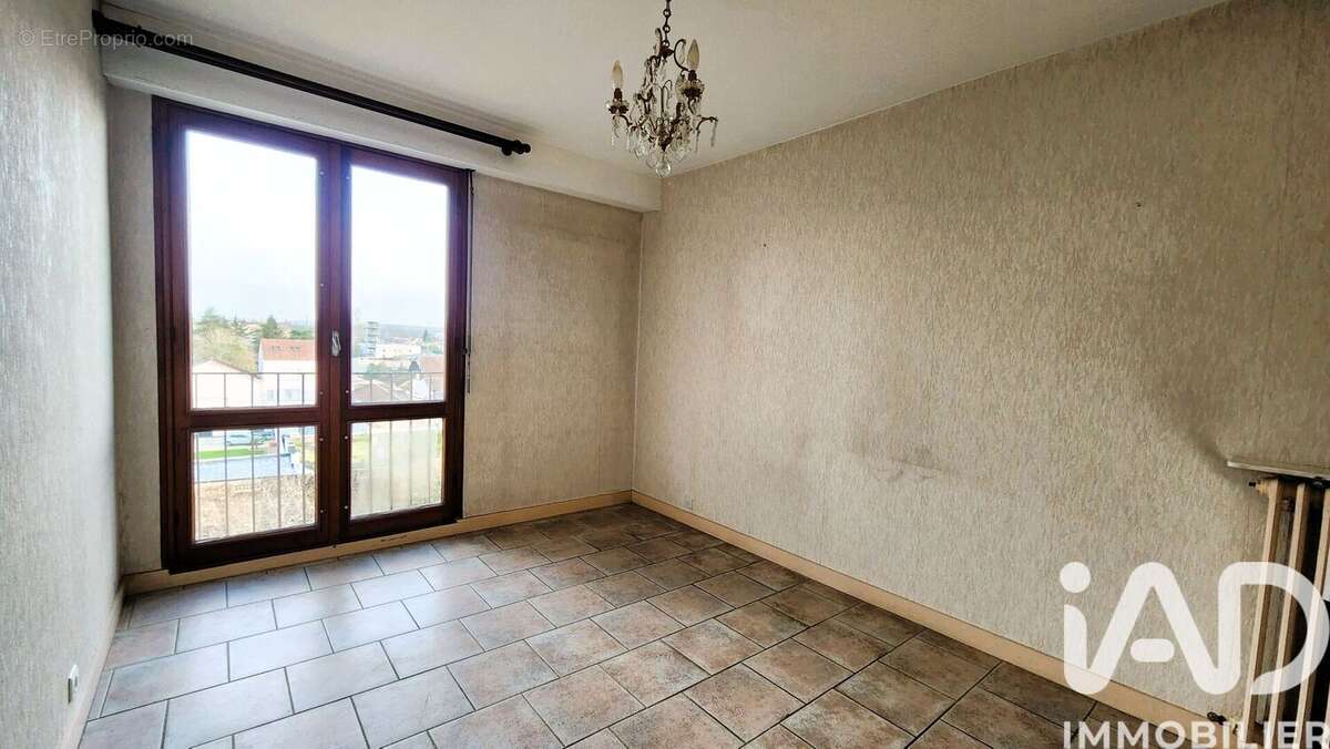 Appartement 73 m² à Bergerac  - photo 9