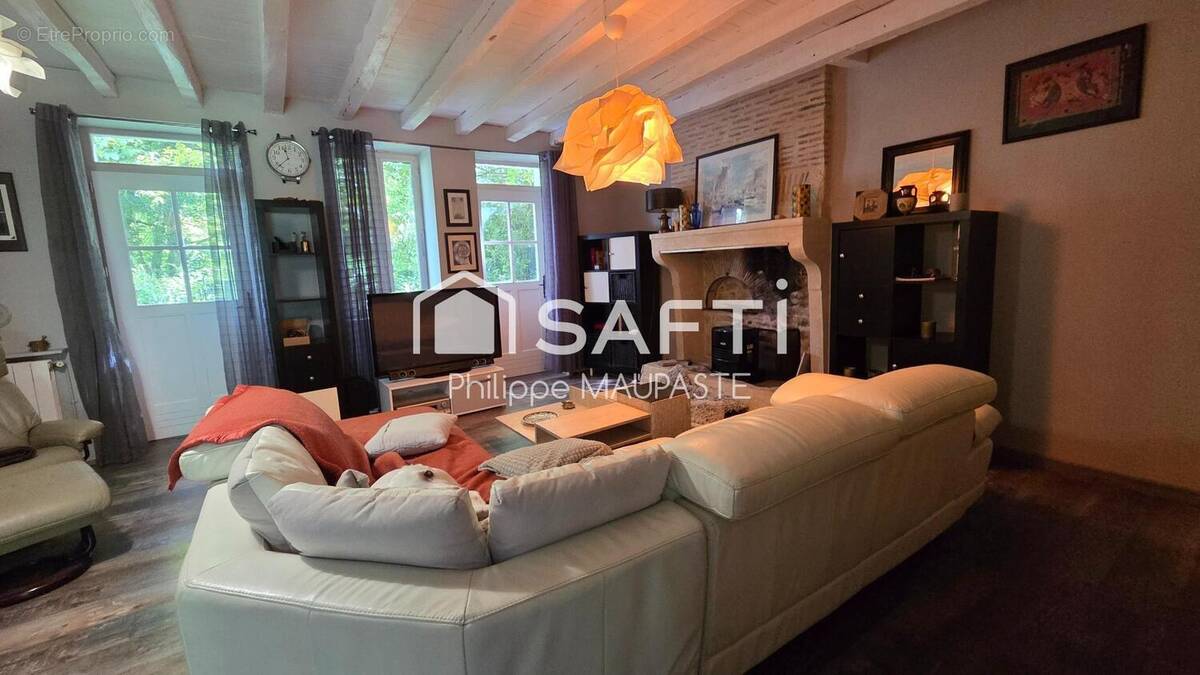 Photo 1 - Maison à OUROUER-LES-BOURDELINS