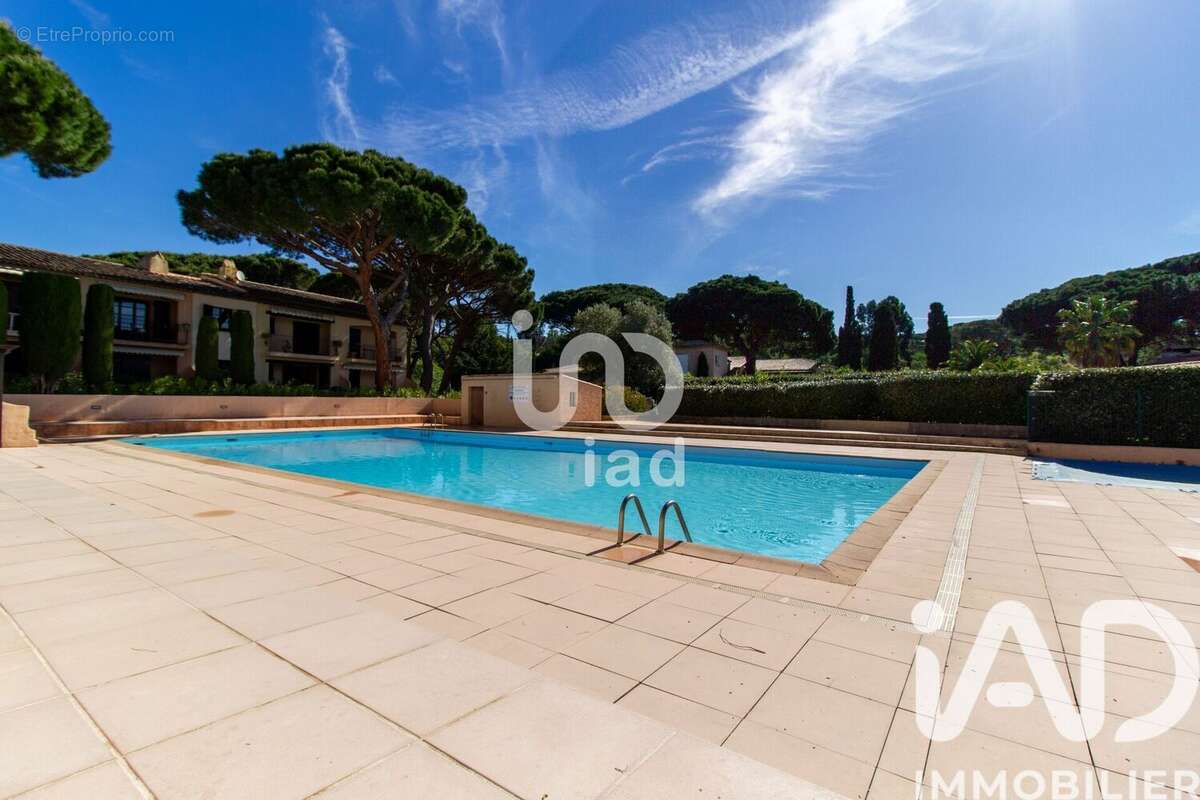Photo 9 - Appartement à ROQUEBRUNE-SUR-ARGENS