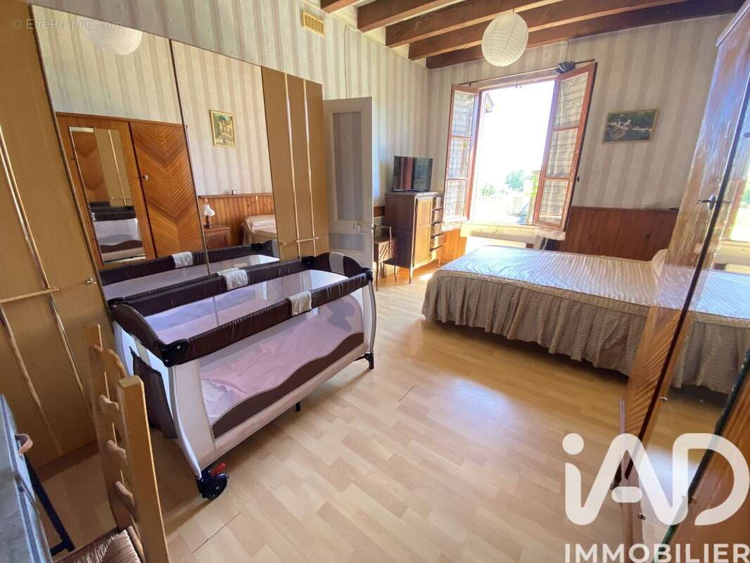 Maison 103 m² à Faverolles  - photo 4